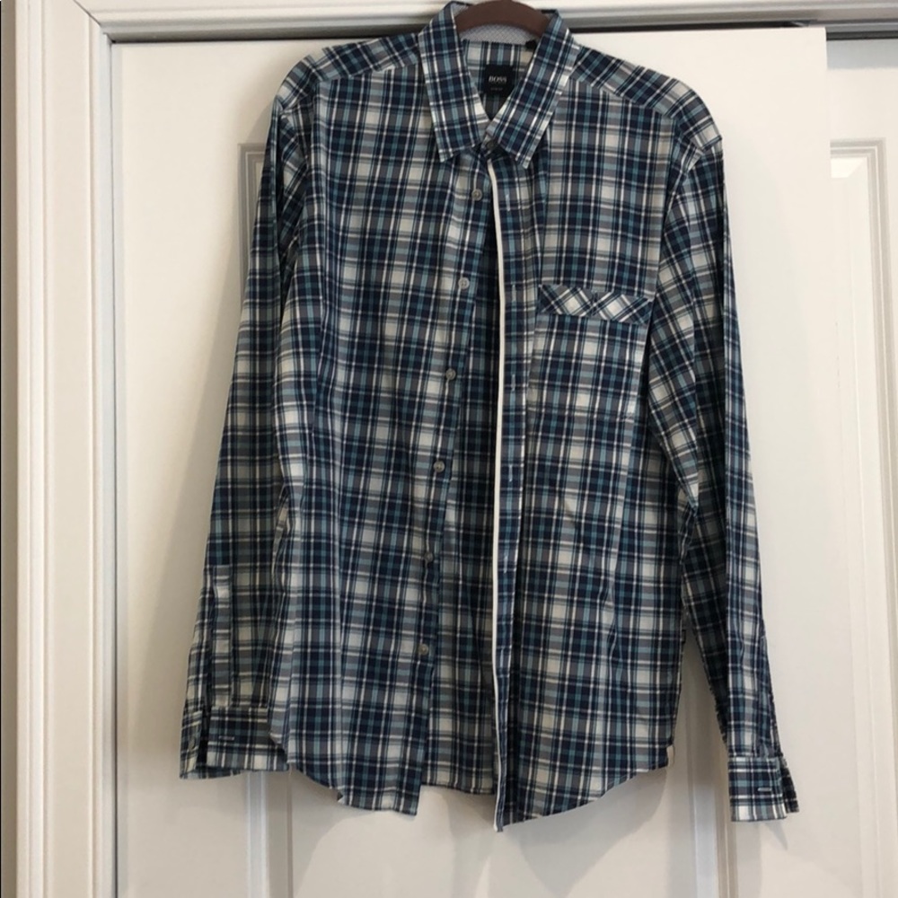 Men’s X-Large Hugo Boss Casual Dress Shirt